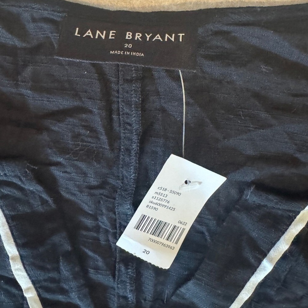 Lane Bryant Black Embroidered Tassel Blouse Size 20 V Neck NWT Boho Fringe - Picture 3 of 9